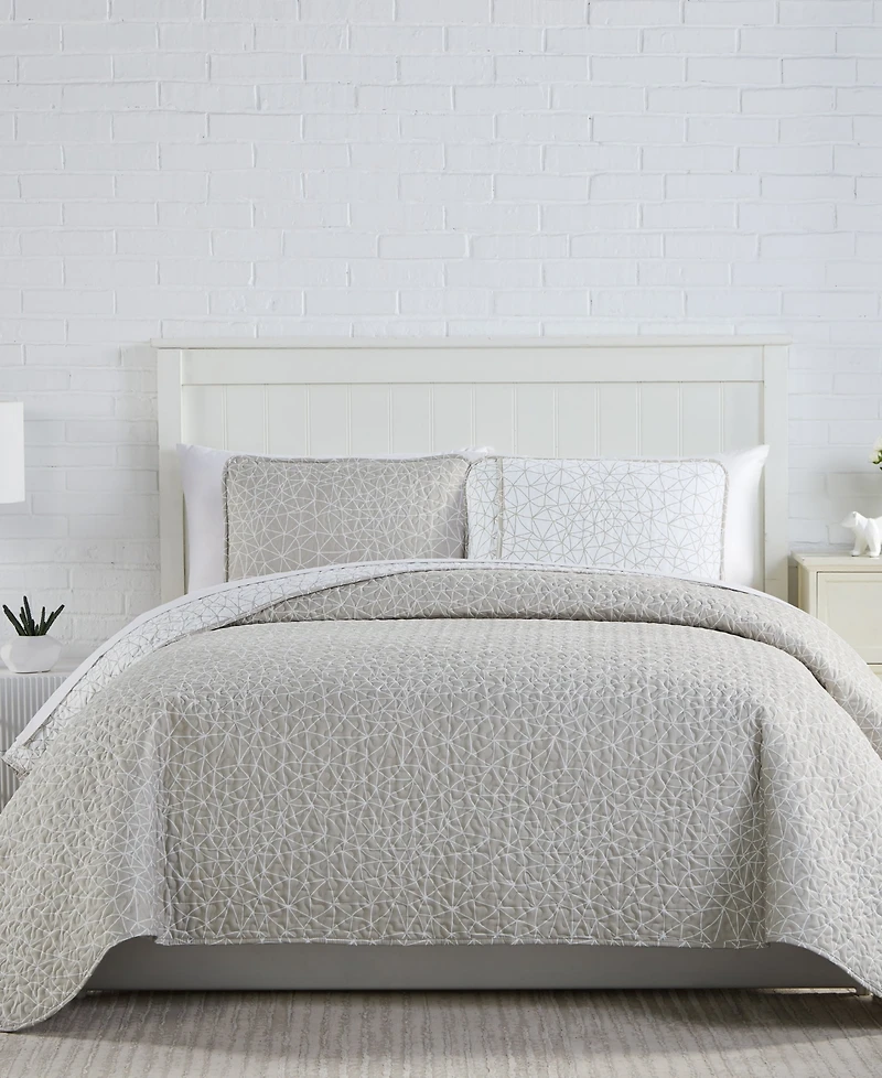 Southshore Fine Linens Geometric Maze 3-Pc. Quilt Set