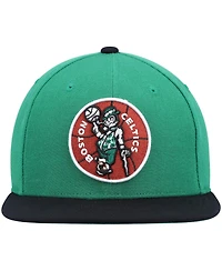 Men's Mitchell & Ness Kelly Green and Black Boston Celtics Hardwood Classics Team Two-Tone 2.0 Snapback Hat