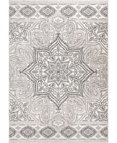 Closeout Orian Adagio Paisley Points Area Rug