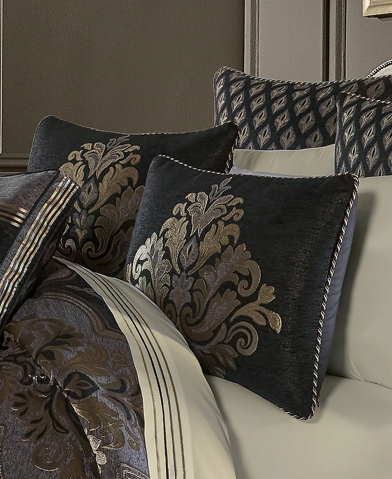 J Queen New York Savoy 4-Pc. Comforter Set, Queen