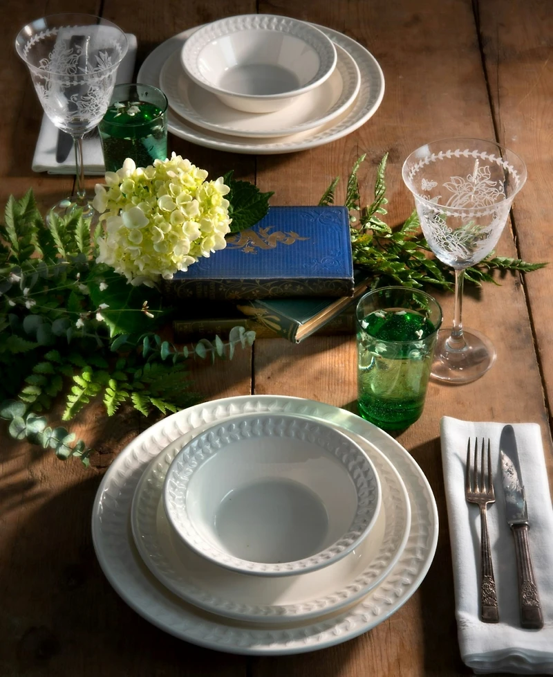 Portmeirion Botanic Garden Harmony White 12 Piece Dinnerware Set, Service for 4