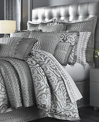 J Queen New York Luxembourg 4-Pc. Comforter Set, California King
