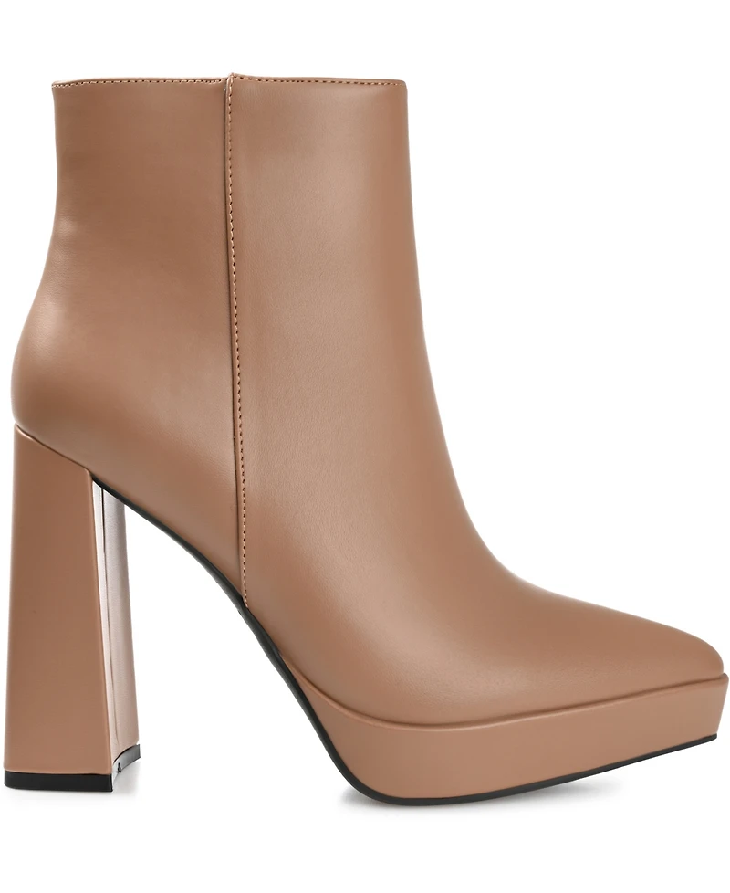 Journee Collection Women's Marnnie Pointed Booties