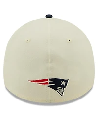 Men's New Era Cream, Navy New England Patriots 2022 Sideline 39THIRTY 2-Tone Flex Hat