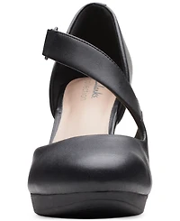 Clarks Women's Ambyr Glow Asymmetrical Comfort Pumps