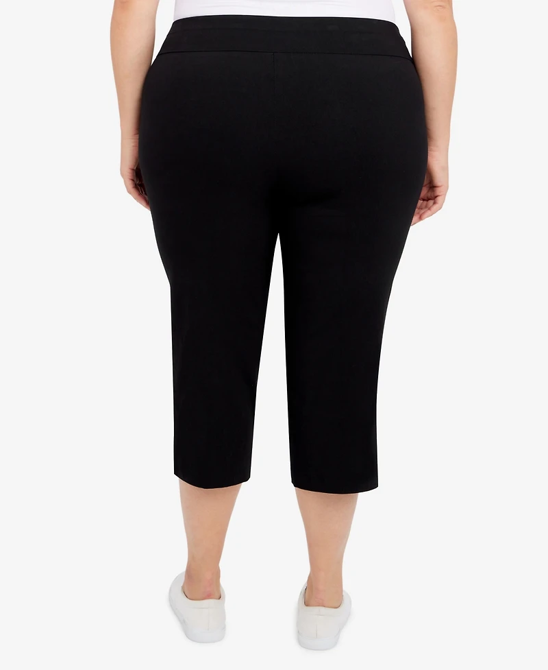 Plus Essentials Solid Pull-On Capri Pants with Detailed Split Hem