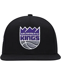 Men's Mitchell & Ness Black Sacramento Kings Side Core 2.0 Snapback Hat