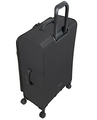 it Luggage Lustrous 20" Softside Carry-On 8-Wheel Spinner