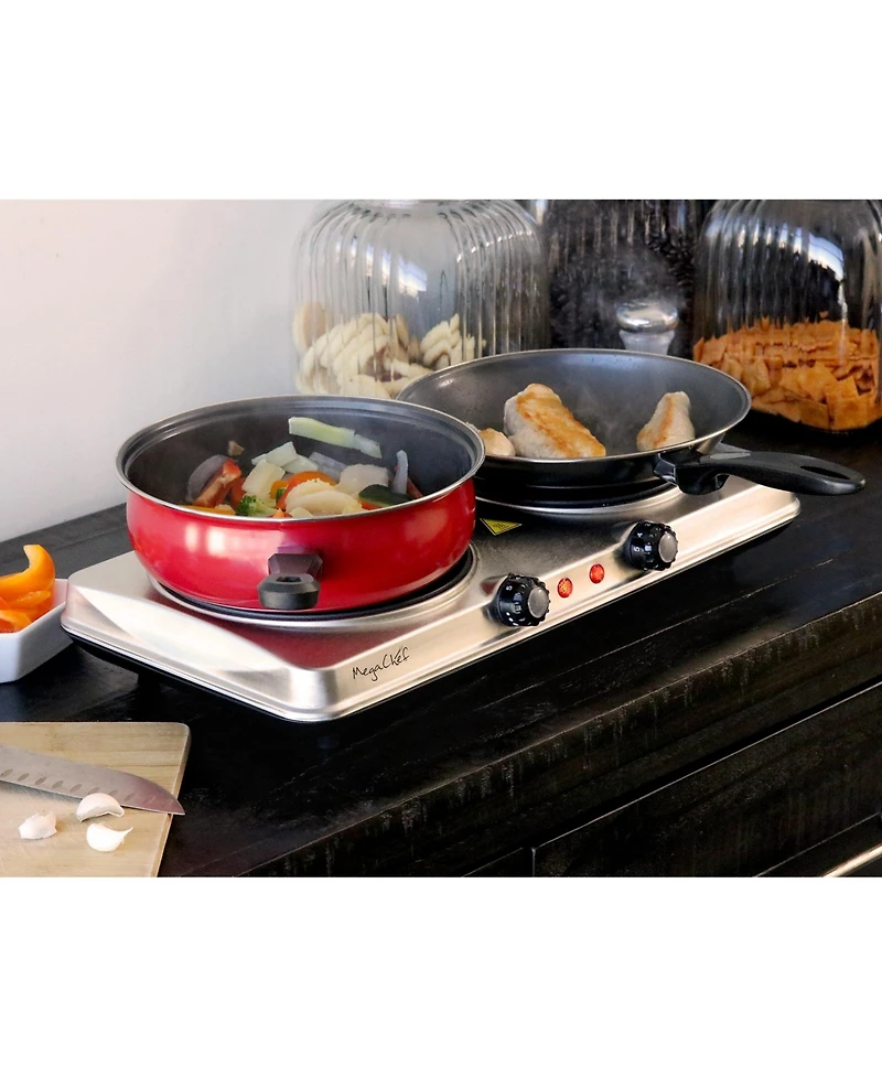MegaChef Electric Easily Portable Heavy Duty Lightweight Dual Size Infrared Burner Cooktop Buffet Range in Sleek Steel