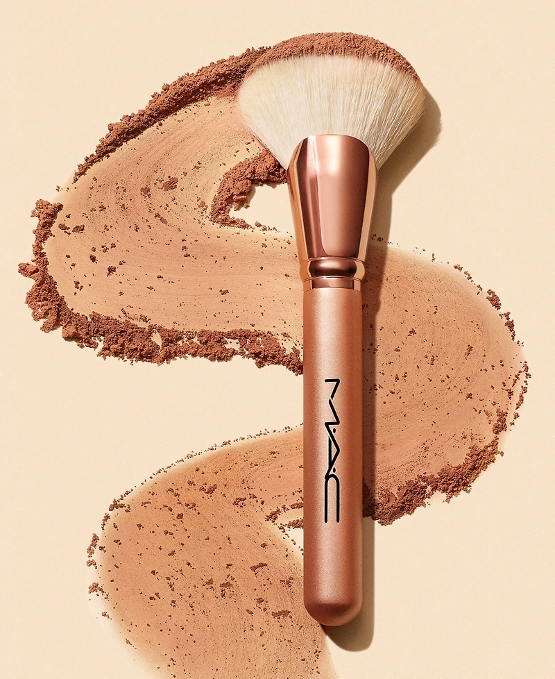 Mac Sunstruck 143S Bronzer Fan Brush