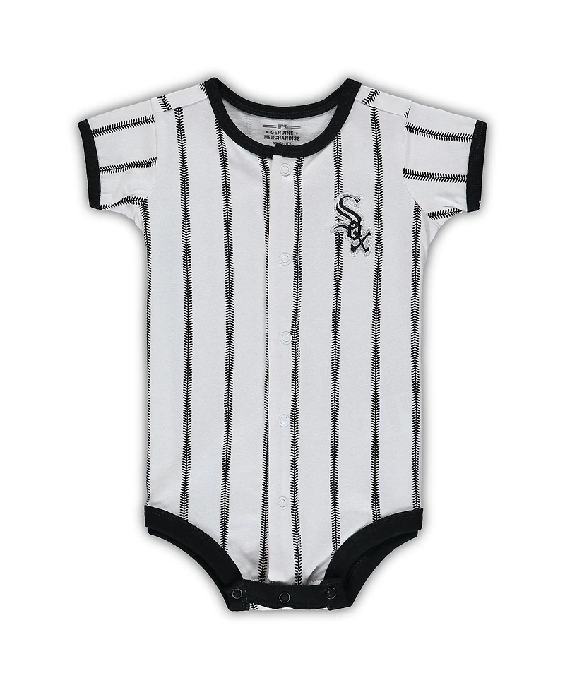 Newborn Boys and Girls White, Black Chicago White Sox Power Hitter Short Sleeve Bodysuit