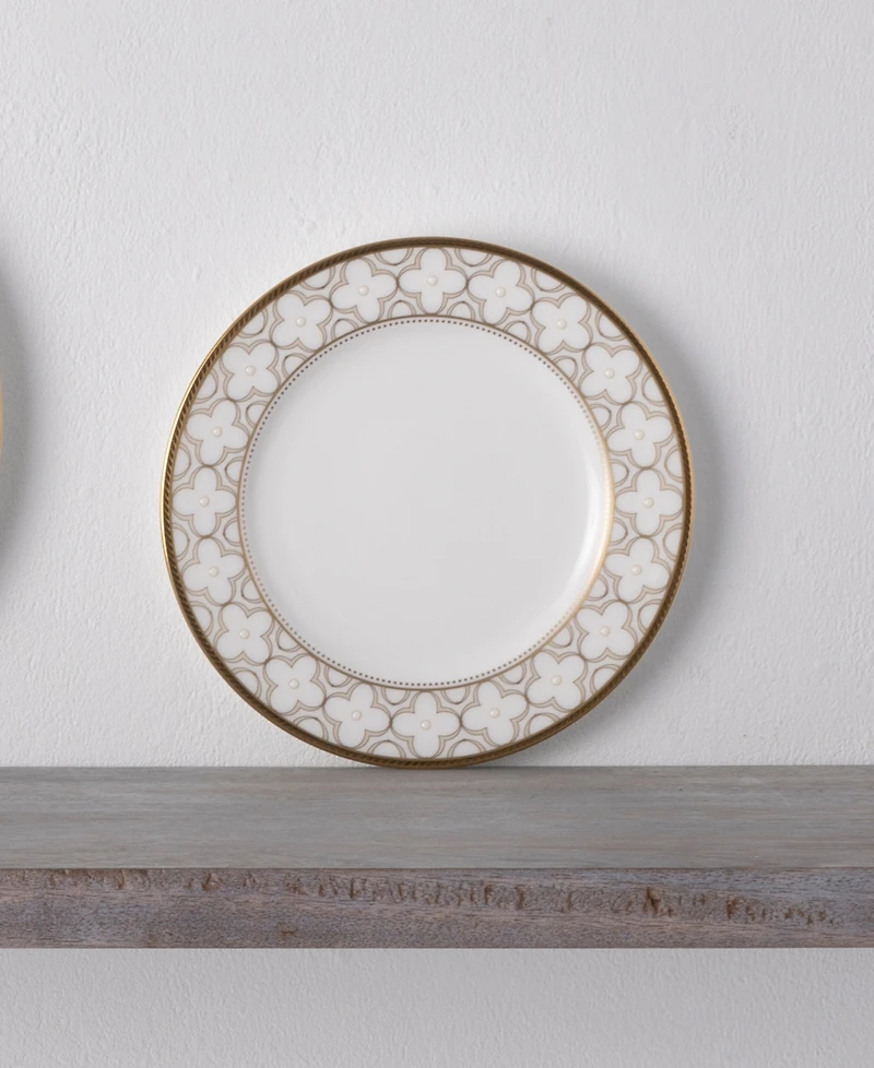 Noritake Trefolio Gold Set of 4 Bread Butter and Appetizer Plates, Service For 4