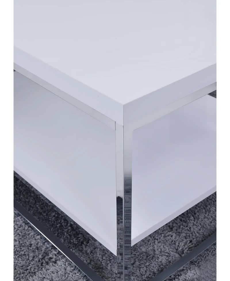 Steve Silver Lucia 47" Laminate Cocktail Table