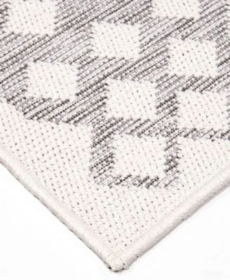Closeout Knitweave Indoor Outdoor Shining Diamond Area Rug