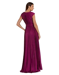 Mac Duggal Women's Ieena Pleated Plunge Neck Belted Satin Gown