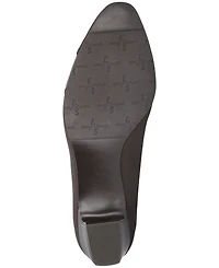 Easy Street Women's Dottie Slip-On Pumps