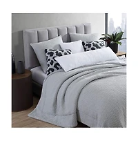 Sunday Citizen Snug Comforter