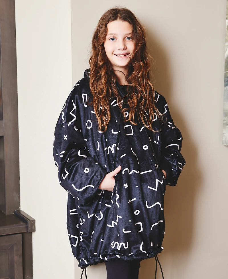 Nestl Oversized Wearable Reversible Color Kids Blanket, 31.5" x 42.8"