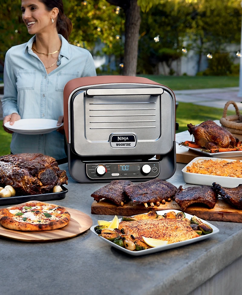 Ninja Woodfire Pizza Oven, 8-in-1 Outdoor Oven, 5 Pizza Settings, Up to 700 Fahrenheit High Heat, Bbq (Barbecue) Smoker