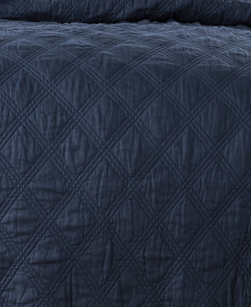 Levtex Washed Linen Relaxed Textured Quilt, King/California King