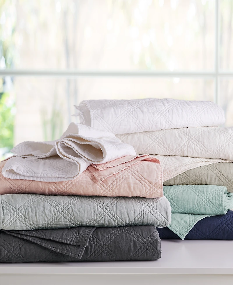 Levtex Washed Linen Relaxed Textured Quilt, Twin/Twin Xl
