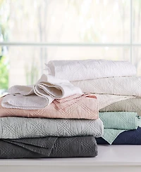 Levtex Washed Linen Relaxed Textured Quilt, Twin/Twin Xl