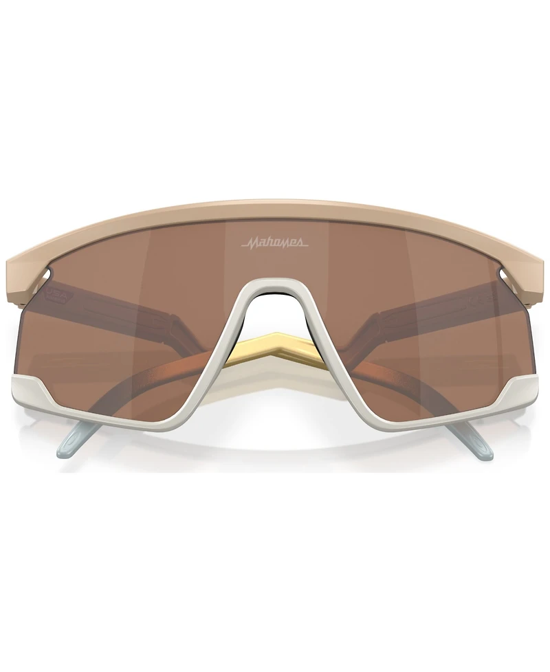 Oakley Unisex Bxtr Patrick Mahomes Ii Nfl Collection Sunglasses, Mirror OO9280