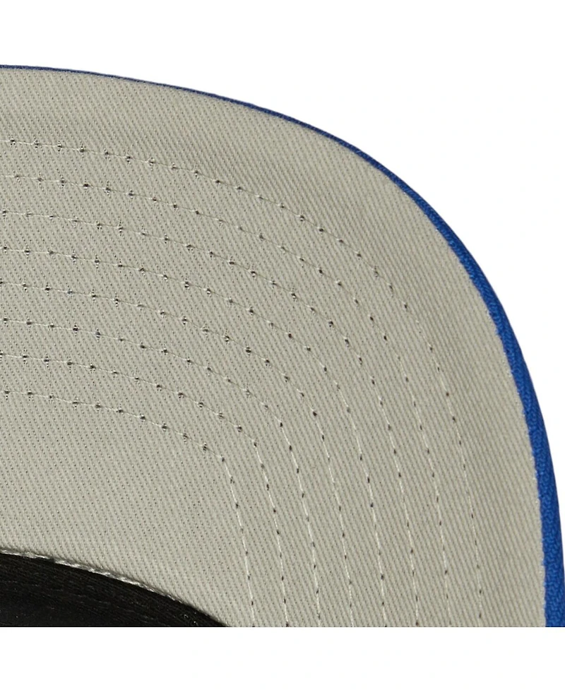Men's Mitchell & Ness White Milwaukee Brewers Cooperstown Collection Pro Crown Snapback Hat