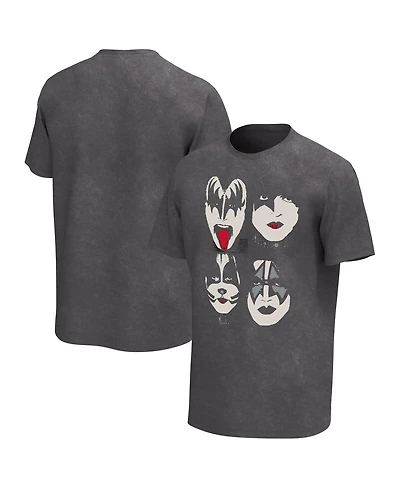 Men's Black Kiss Faces Washed Graphic T-shirt