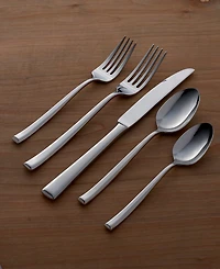 Oneida Pearce 20-Pc. Flatware Set, Service for 4