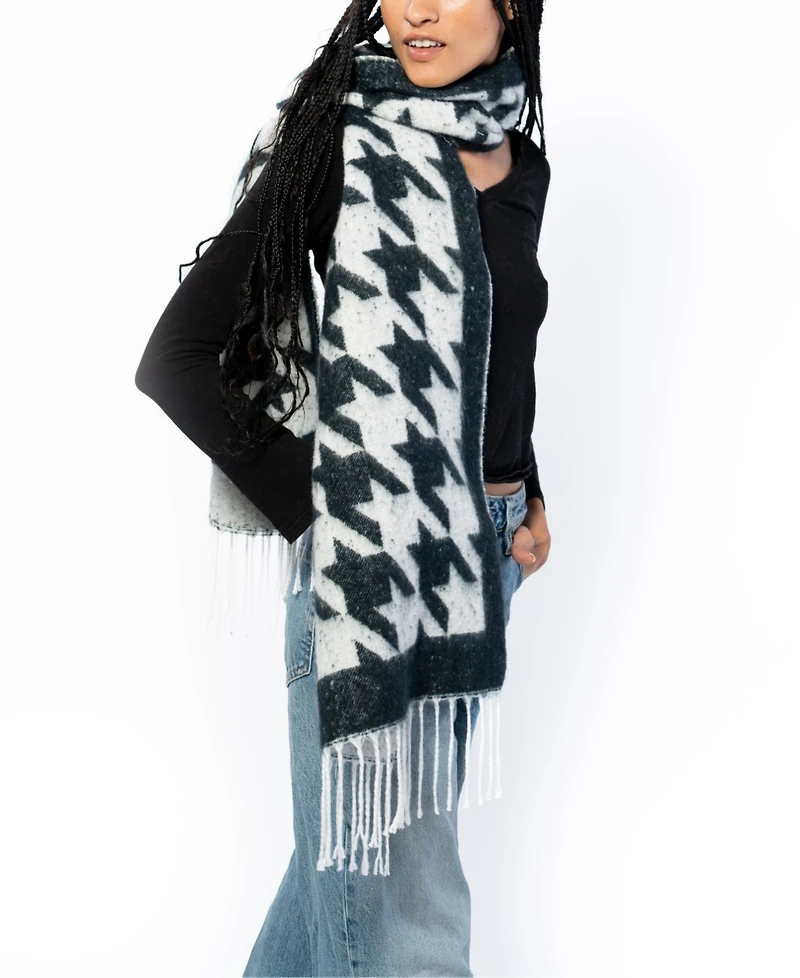 Marcus Adler Houndstooth Scarf