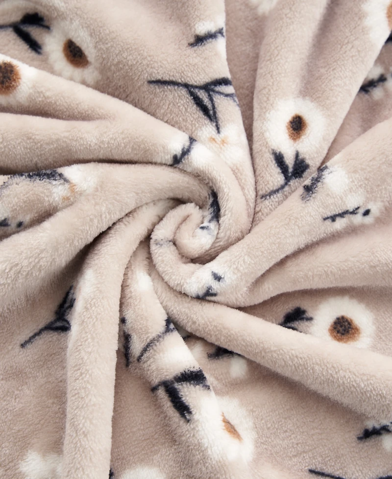 Lucky Brand Daisy Floral Cozy Plush Throw, 50" x 70"