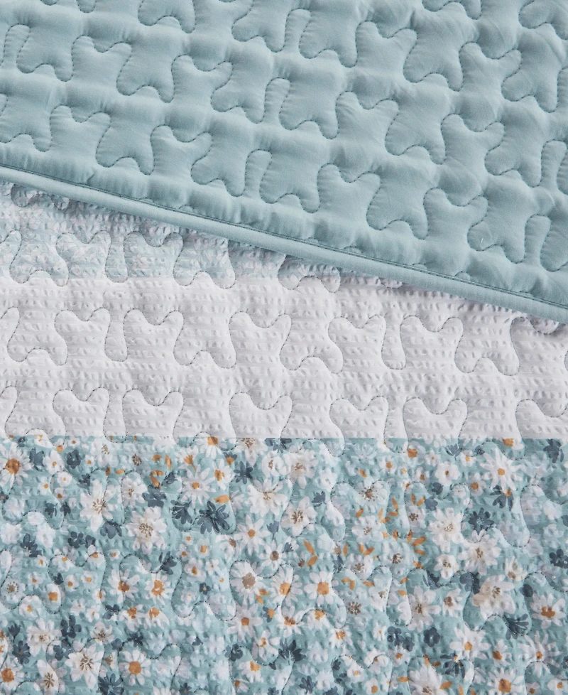 Madison Park Caralie Seersucker 4 Piece Quilt Set, King/California King