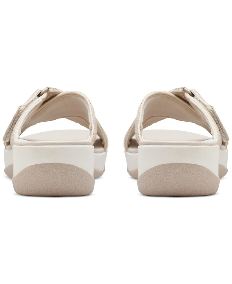 Clarks Women's Cloudsteppers Arla Wave Sandals
