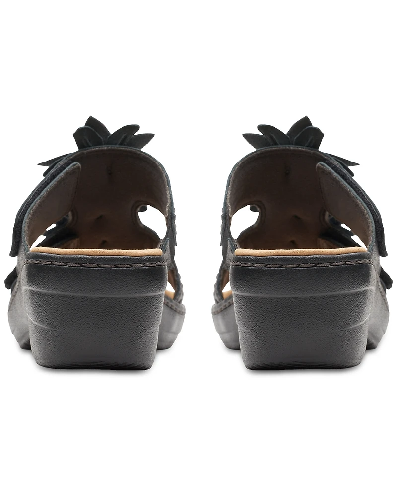 Clarks Merliah Raelyn Flower-Detail Wedge Heel Platform Sandals