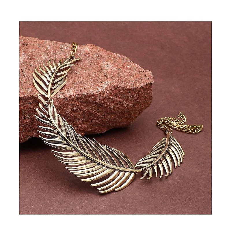 Sohi Women's Black Leaf Collar Necklace