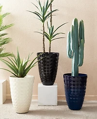 Glitzhome 19.75" H Oversized Set of 2 Pe and Stone Faux Ceramic Diamond Textured White Tall Planter