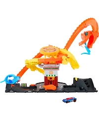 Hot Wheels City Pizza Slam Cobra Attack Playset with 1:64 Scale Toy Car