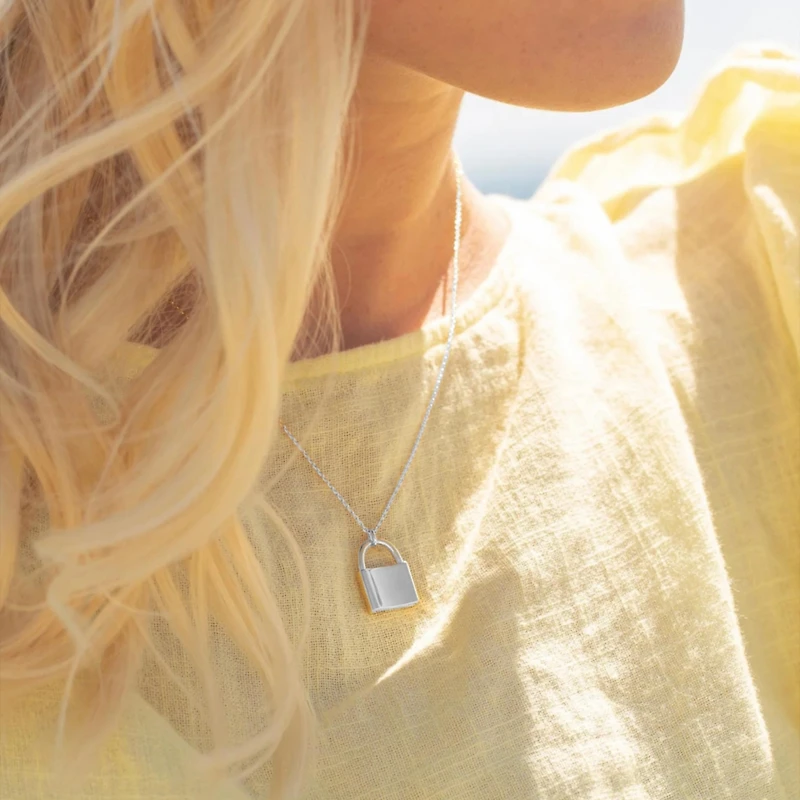 Bearfruit Jewelry Jennie Lock Necklace