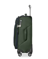 Ricardo Avalon 22.5" Carry-on Spinner