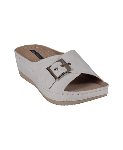 Gc Shoes Women's Justina Buckle Comfort Wedge Sandals