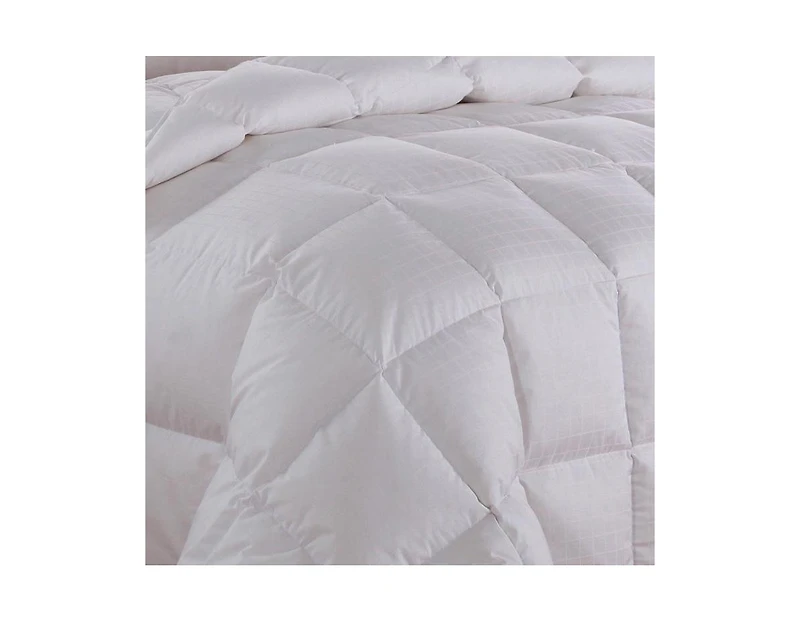 Egyptian Cotton Lightweight Down Comforter – Dobby Sateen, King/California King