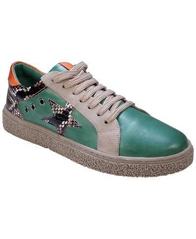 Cools 21 Women's Charlee Snakeskin Two-Tone Star Motif Lace Up Sneakers