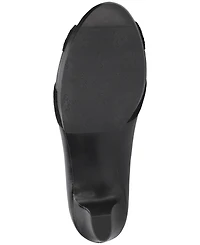 Easy Street Women's Lavish Platform Pumps