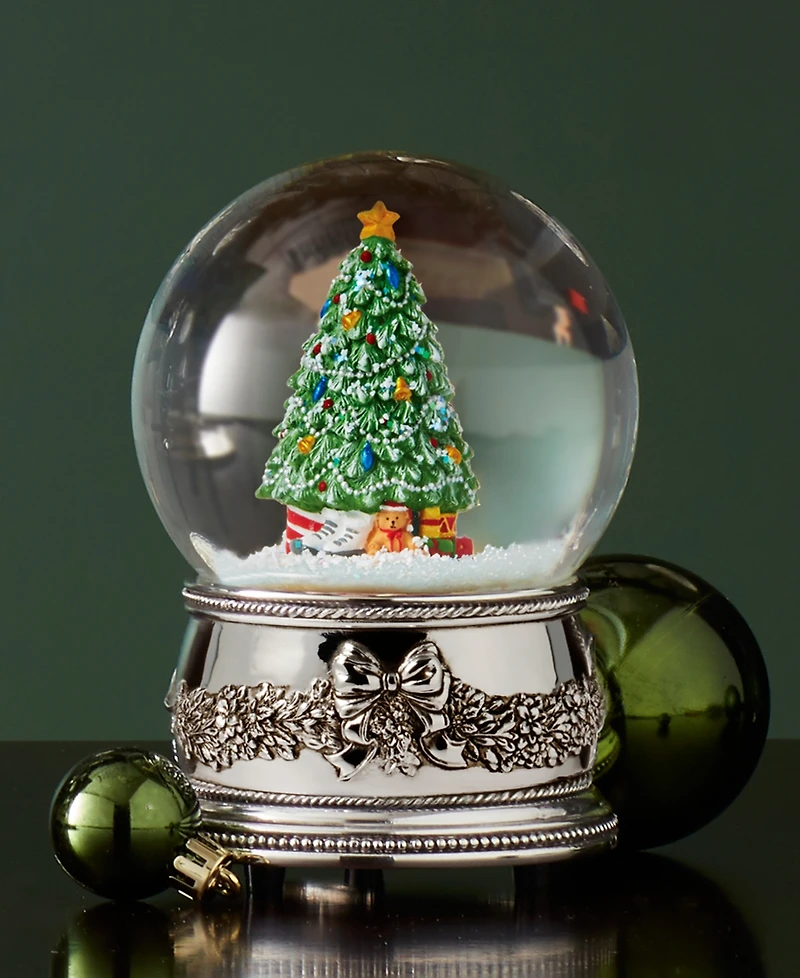 Reed & Barton Christmas Tree Musical Snow Globe