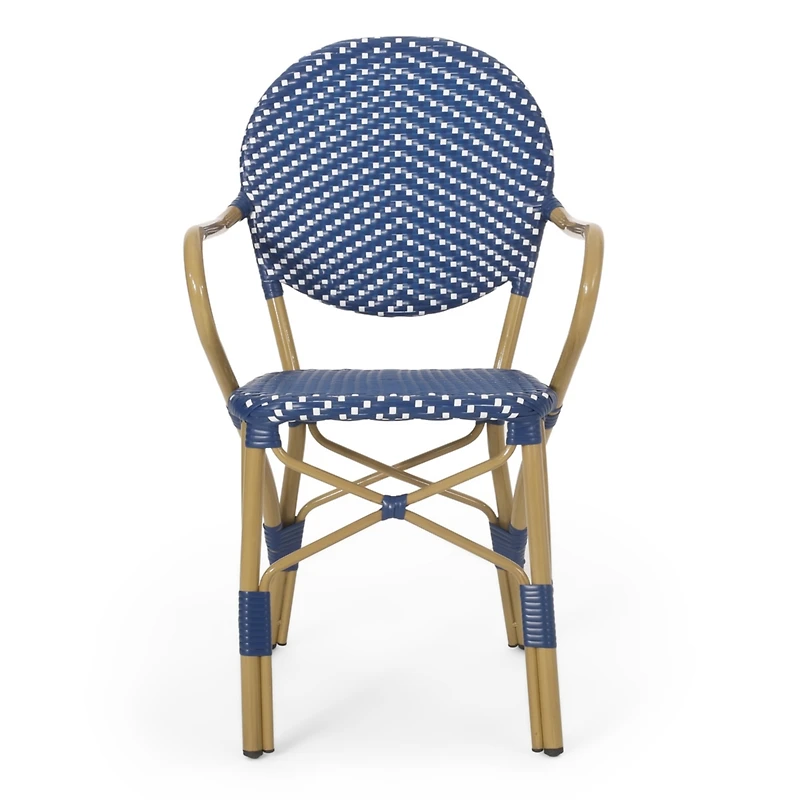 Streamdale Furniture French-Inspired Outdoor Space