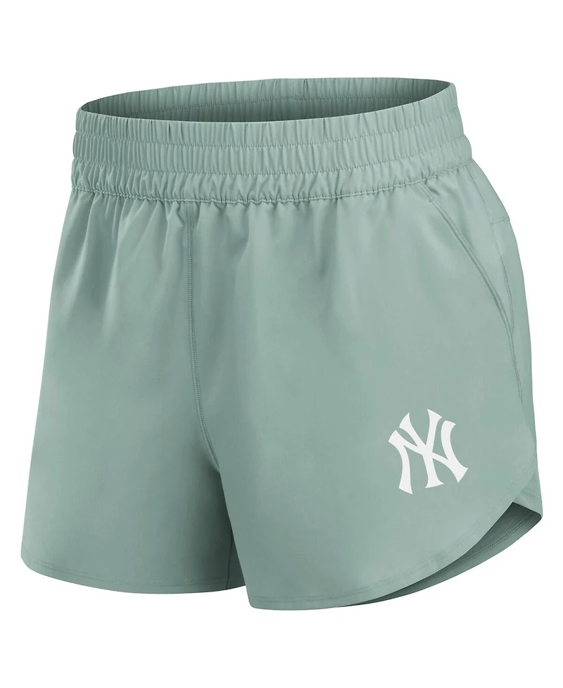 Fanatics Women's Green New York Yankees Studio Woven Vibe Shorts