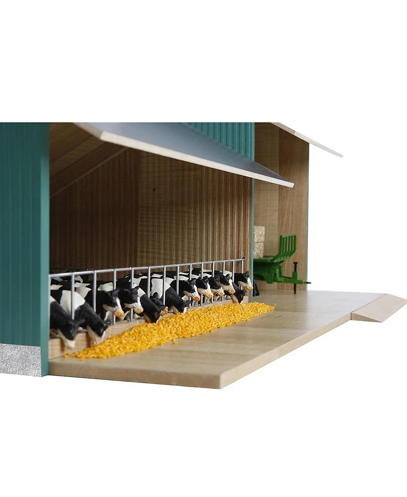 1/32 Farm Machinery Two-Bay Shed with Cow Barn