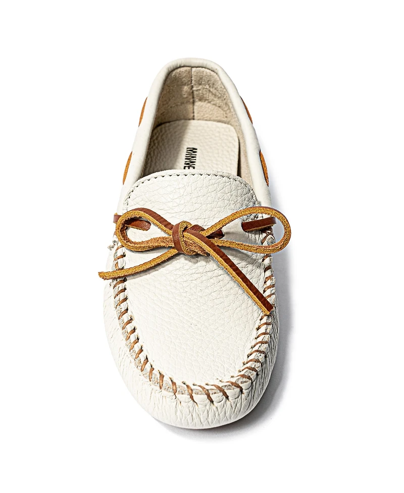 Minnetonka Women's Leather Classic Driver