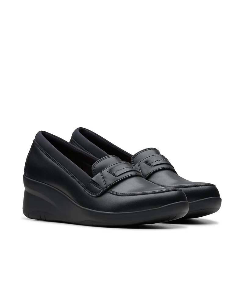 Clarks Women's Collection Suttyn Penny Shoes